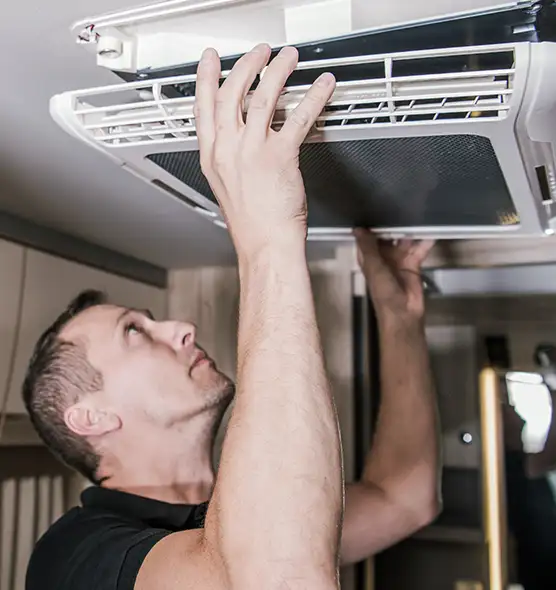  Professional Licensed And Insured Cleaners in Laguna Beach, CA